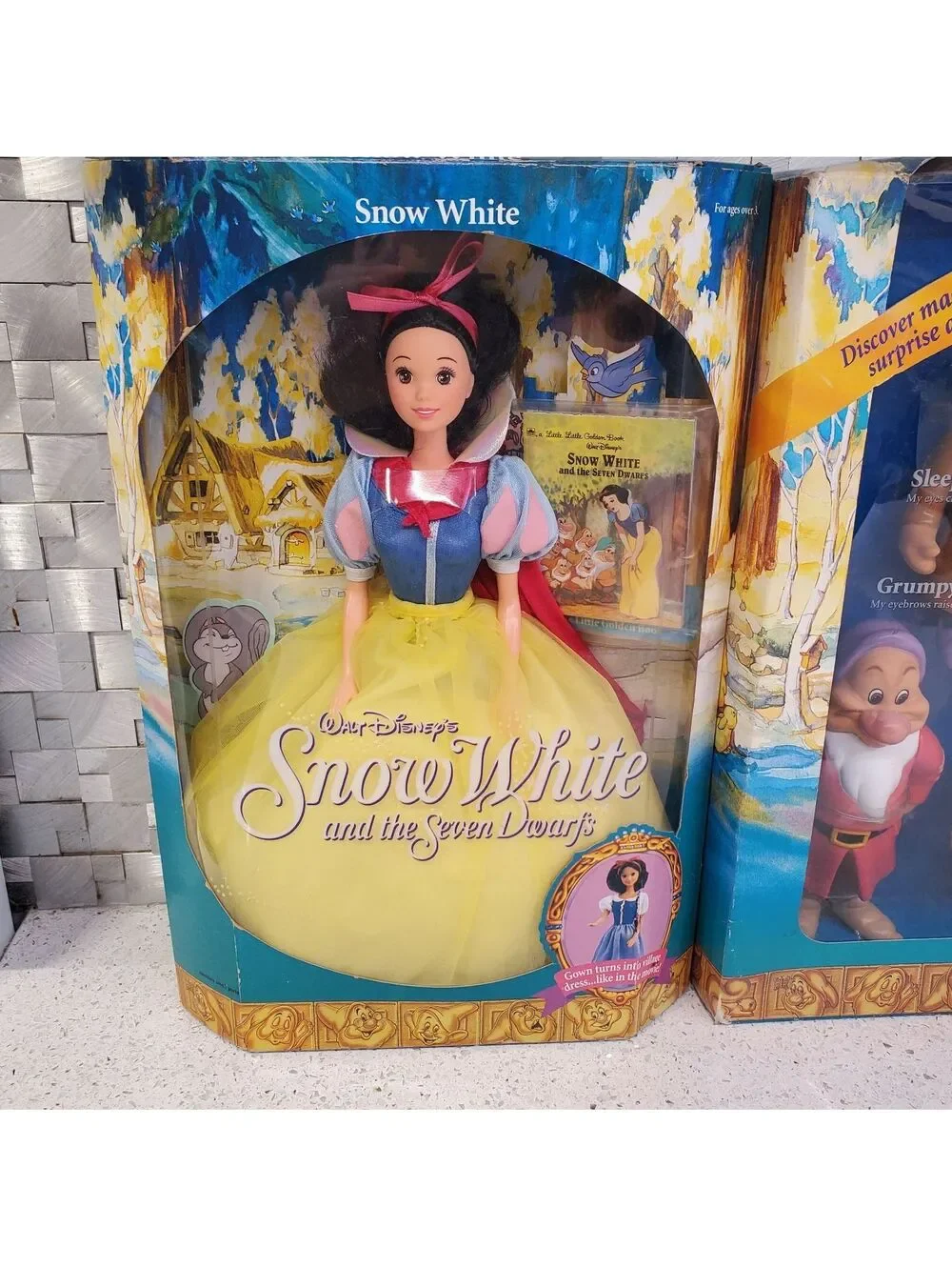 Vintage Disney Snow White Seven Dwarfs Gift Set Color Reveal